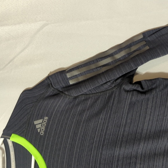 Adidas Men's Size Medium Grey & Florescent Green Long Sleeve Shirt - Picture 4 of 6